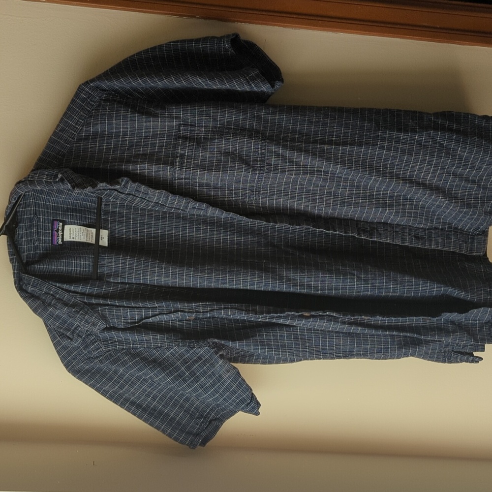 Patagonia hemp and organic cotton button down men's shirt medium